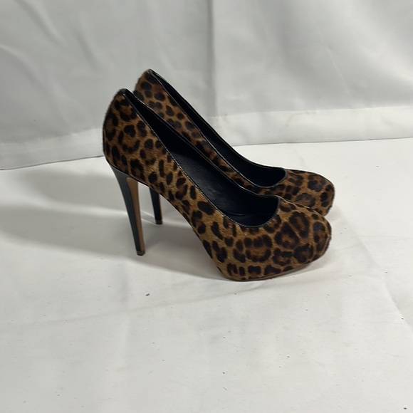 Elie Tahari Animal Print Pony Hair/Leather Heel Pump size 8.5 - Picture 6 of 13